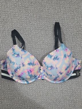 Used PINK Victoria's Secret Tie-Dye Light Blue Push-Up Bra with Black Straps